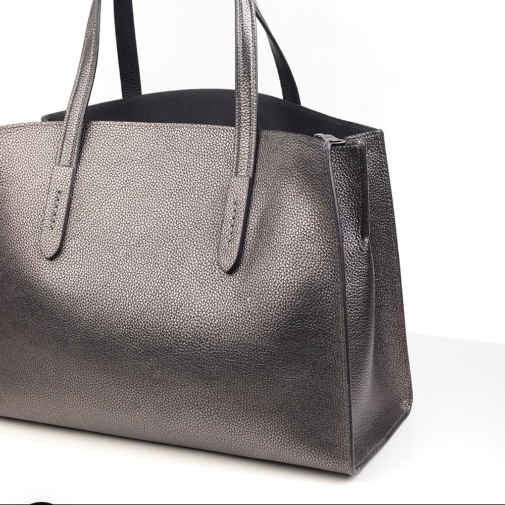 Authentic Coach Shoulder Bag - Picture 2 of 10
